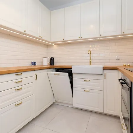 Апартаменти Osiedle Bajkowe Apartment By Renters Колобжег